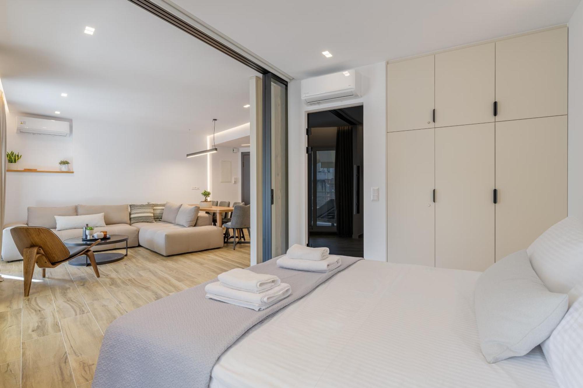 Central Sunny Loft With Plunge Pool Афины Экстерьер фото