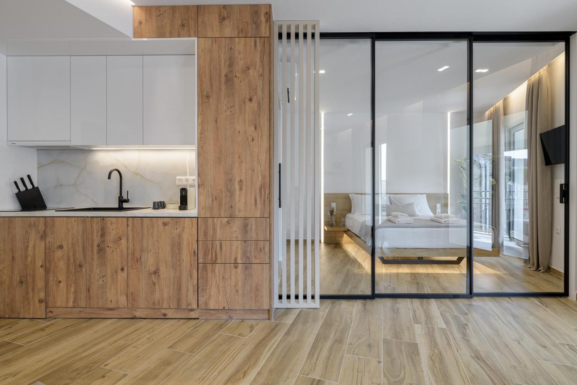 Central Sunny Loft With Plunge Pool Афины Экстерьер фото